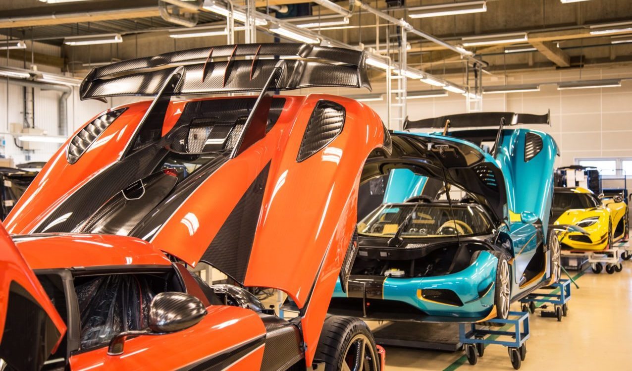 Read more about the article Cum se construieste o masina Koenigsegg !